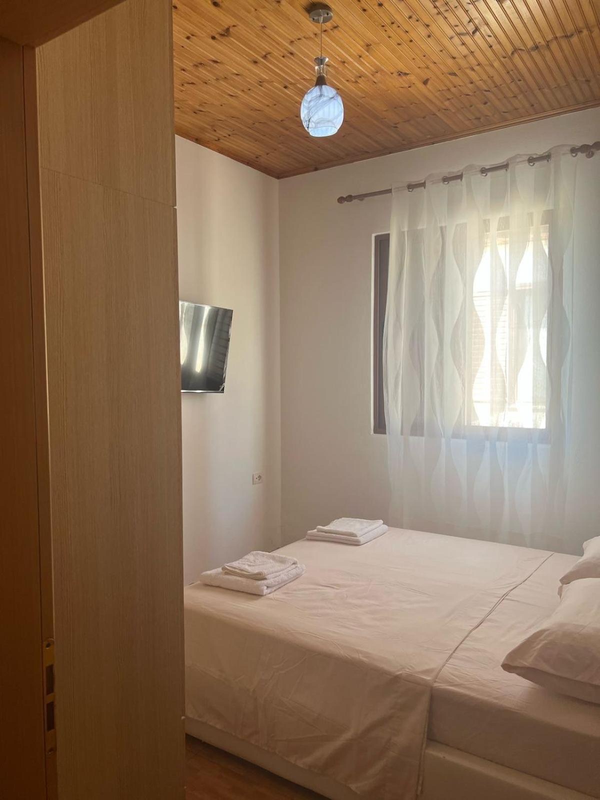 Villa 7 *